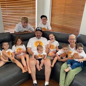 Meet your Posher, Larry